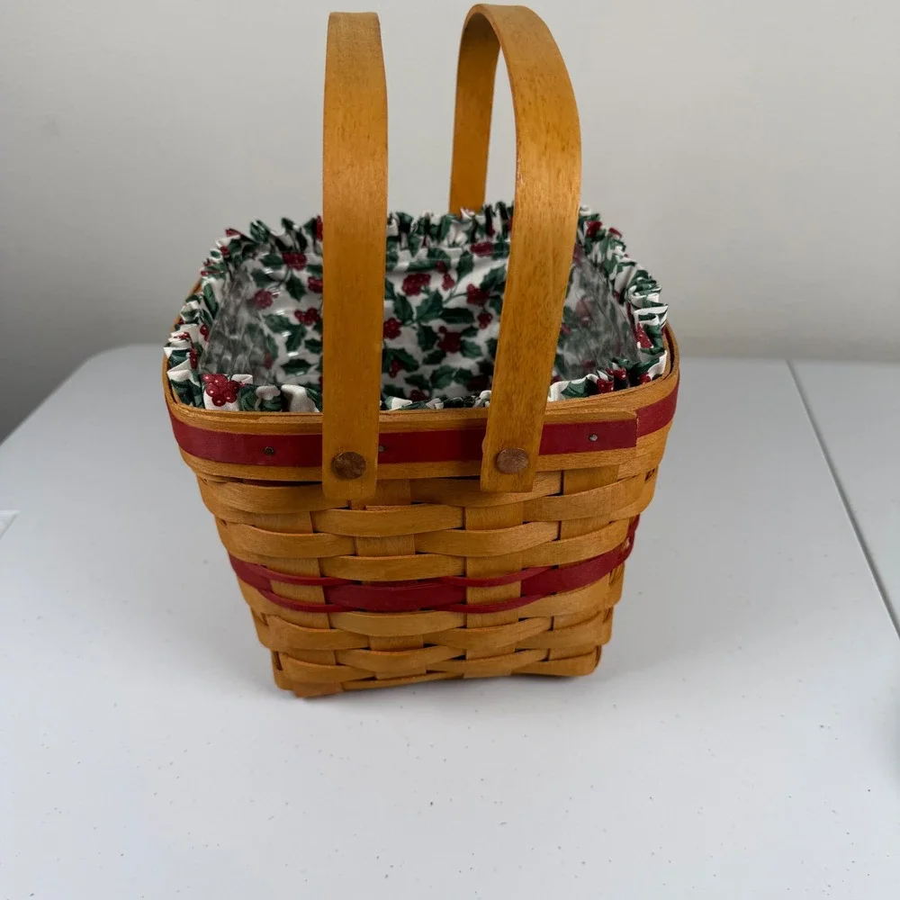 Vintage Longaberger 1995 Christmas Collection Cranberry Basket & Plastic Liner